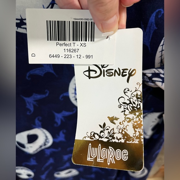 Jack Skellington Short Sleeve Swing Top - LuLaRoe Perfect T - Picture 5 of 9